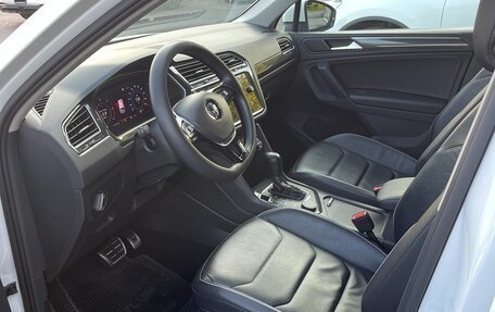 Volkswagen Tiguan II, 2020 год, 3 249 000 рублей, 11 фотография