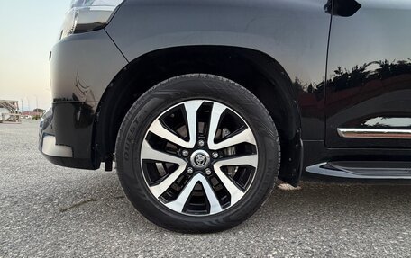 Toyota Land Cruiser 200, 2017 год, 7 100 000 рублей, 12 фотография
