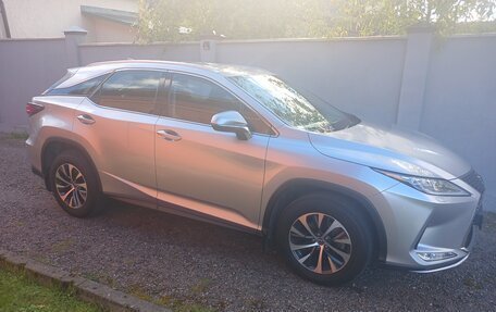 Lexus RX IV рестайлинг, 2021 год, 4 750 000 рублей, 2 фотография