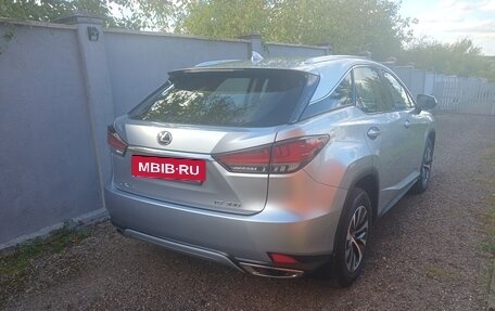 Lexus RX IV рестайлинг, 2021 год, 4 750 000 рублей, 3 фотография