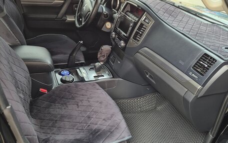 Mitsubishi Pajero IV, 2015 год, 3 300 000 рублей, 3 фотография