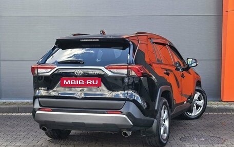 Toyota RAV4, 2020 год, 2 799 000 рублей, 4 фотография