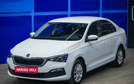 Skoda Rapid II, 2021 год, 1 750 000 рублей, 2 фотография