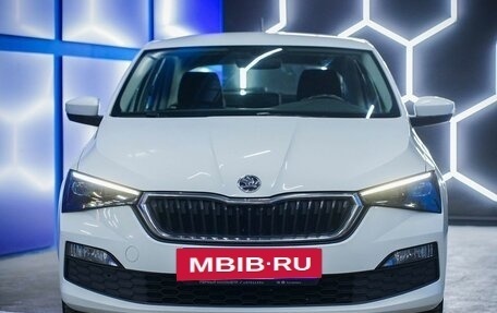 Skoda Rapid II, 2021 год, 1 750 000 рублей, 20 фотография