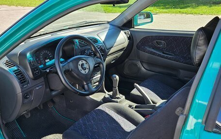 Mitsubishi Colt VI рестайлинг, 1999 год, 360 000 рублей, 20 фотография