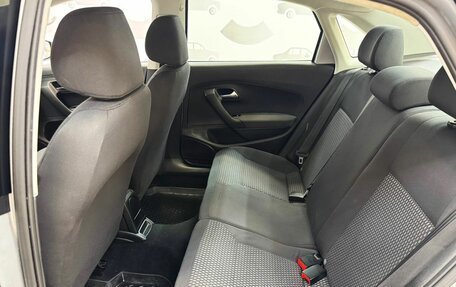 Volkswagen Polo VI (EU Market), 2012 год, 950 000 рублей, 11 фотография