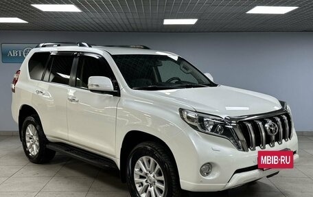 Toyota Land Cruiser Prado 150 рестайлинг 2, 2016 год, 3 508 000 рублей, 3 фотография