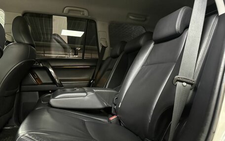 Toyota Land Cruiser Prado 150 рестайлинг 2, 2016 год, 3 508 000 рублей, 12 фотография