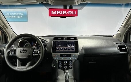 Toyota Land Cruiser Prado 150 рестайлинг 2, 2016 год, 3 508 000 рублей, 13 фотография