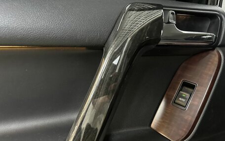 Toyota Land Cruiser Prado 150 рестайлинг 2, 2016 год, 3 508 000 рублей, 25 фотография
