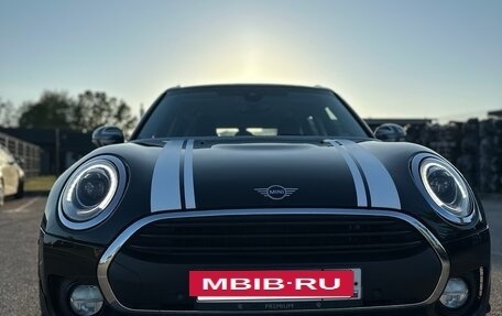 MINI Clubman, 2019 год, 1 500 000 рублей, 2 фотография
