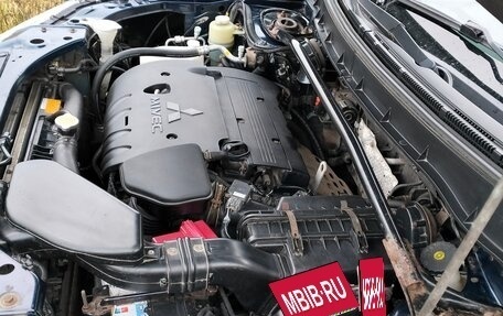 Mitsubishi Outlander III рестайлинг 3, 2011 год, 1 100 000 рублей, 8 фотография