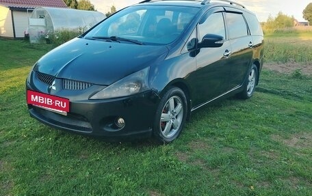 Mitsubishi Grandis, 2005 год, 590 000 рублей, 2 фотография