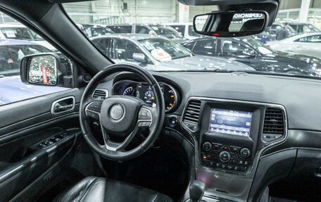Jeep Grand Cherokee, 2018 год, 3 789 700 рублей, 14 фотография