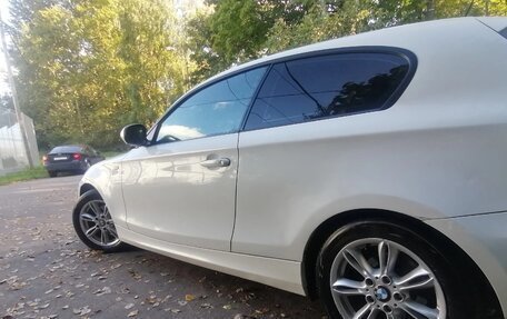 BMW 1 серия, 2011 год, 1 100 000 рублей, 15 фотография