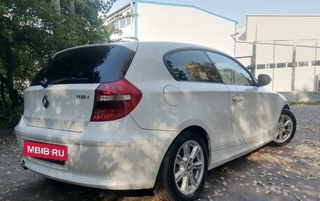 BMW 1 серия, 2011 год, 1 100 000 рублей, 12 фотография