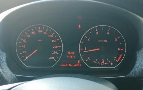 BMW 1 серия, 2011 год, 1 100 000 рублей, 22 фотография