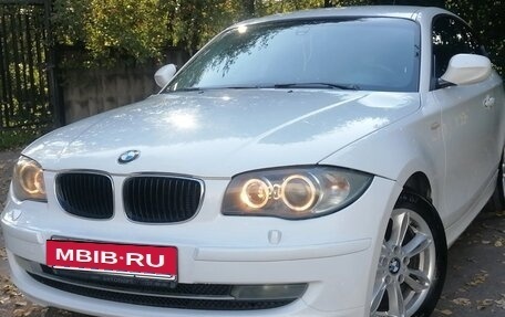 BMW 1 серия, 2011 год, 1 100 000 рублей, 23 фотография