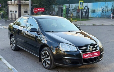 Volkswagen Jetta VI, 2008 год, 770 000 рублей, 3 фотография