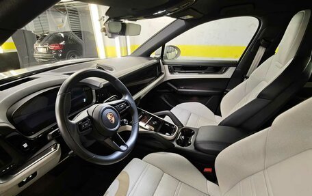 Porsche Cayenne III, 2024 год, 15 300 000 рублей, 14 фотография