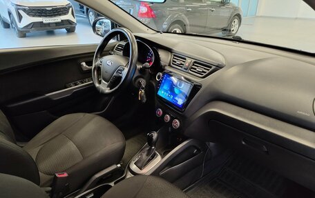 KIA Rio III рестайлинг, 2016 год, 999 000 рублей, 7 фотография