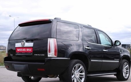 Cadillac Escalade III, 2007 год, 1 456 000 рублей, 5 фотография