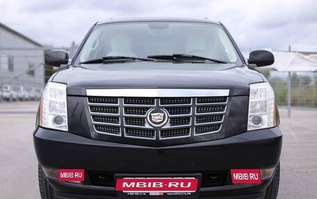 Cadillac Escalade III, 2007 год, 1 456 000 рублей, 2 фотография