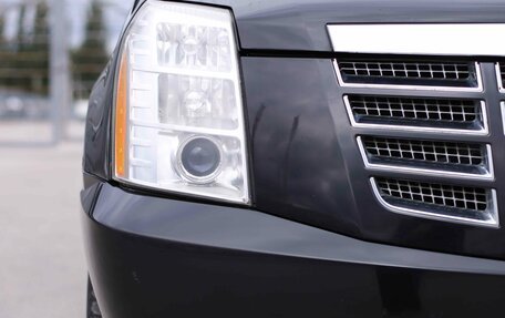 Cadillac Escalade III, 2007 год, 1 456 000 рублей, 10 фотография