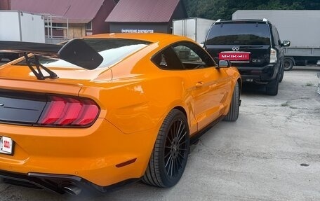Ford Mustang VI рестайлинг, 2018 год, 2 690 000 рублей, 7 фотография