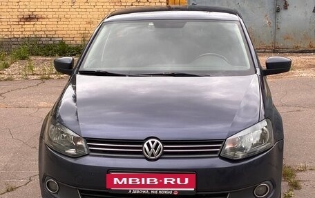 Volkswagen Polo VI (EU Market), 2013 год, 680 000 рублей, 2 фотография