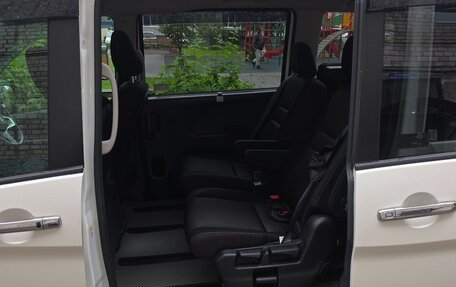 Nissan Serena IV, 2019 год, 2 200 000 рублей, 10 фотография