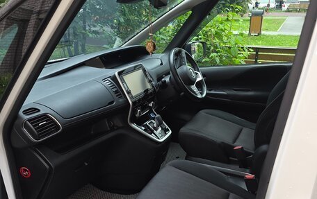 Nissan Serena IV, 2019 год, 2 200 000 рублей, 9 фотография