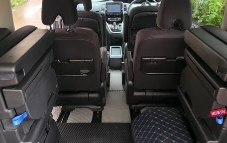 Nissan Serena IV, 2019 год, 2 200 000 рублей, 12 фотография