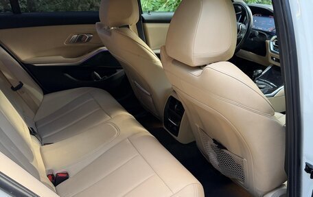BMW 3 серия, 2020 год, 3 500 000 рублей, 16 фотография