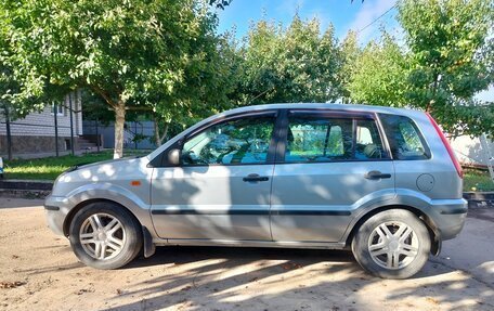 Ford Fusion I, 2005 год, 350 000 рублей, 1 фотография