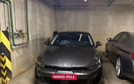 KIA K5, 2019 год, 2 800 000 рублей, 17 фотография