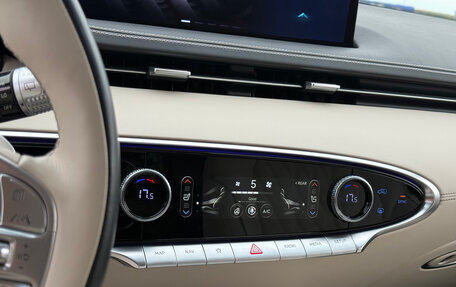 Genesis GV70, 2021 год, 5 300 000 рублей, 14 фотография