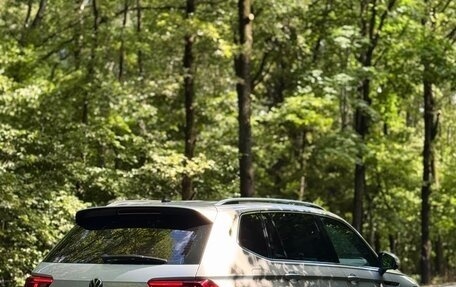 Volkswagen Tiguan II, 2021 год, 3 700 000 рублей, 8 фотография