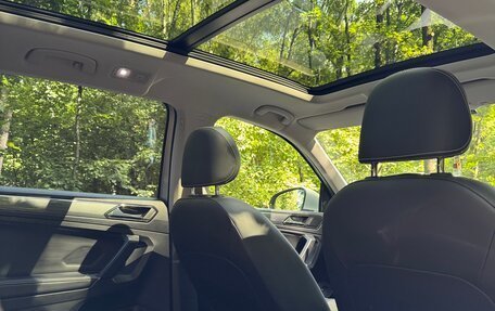 Volkswagen Tiguan II, 2021 год, 3 700 000 рублей, 15 фотография