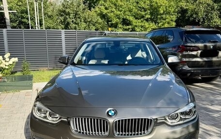 BMW 3 серия, 2017 год, 2 900 000 рублей, 15 фотография