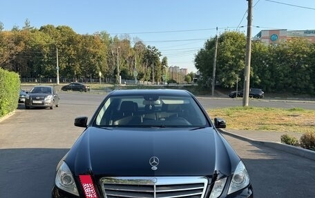 Mercedes-Benz E-Класс, 2010 год, 1 630 000 рублей, 3 фотография