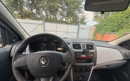 Renault Logan II, 2015 год, 320 000 рублей, 6 фотография