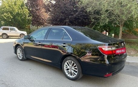 Toyota Camry, 2016 год, 1 890 000 рублей, 3 фотография