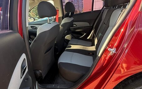 Chevrolet Cruze II, 2011 год, 890 000 рублей, 10 фотография