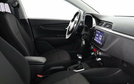 KIA Rio IV, 2021 год, 1 799 000 рублей, 10 фотография