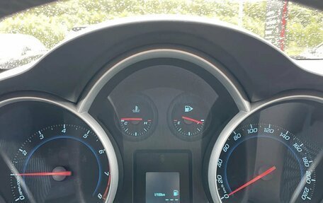 Chevrolet Cruze II, 2014 год, 690 000 рублей, 9 фотография