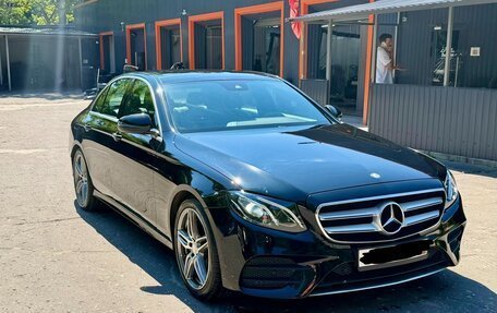 Mercedes-Benz E-Класс, 2016 год, 2 600 000 рублей, 3 фотография