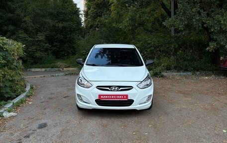 Hyundai Solaris II рестайлинг, 2011 год, 750 000 рублей, 7 фотография