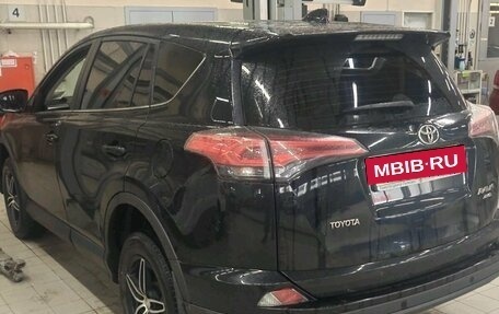 Toyota RAV4, 2018 год, 2 250 000 рублей, 3 фотография