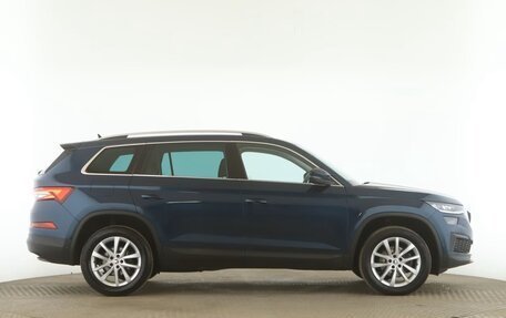 Skoda Kodiaq I, 2023 год, 3 200 000 рублей, 3 фотография
